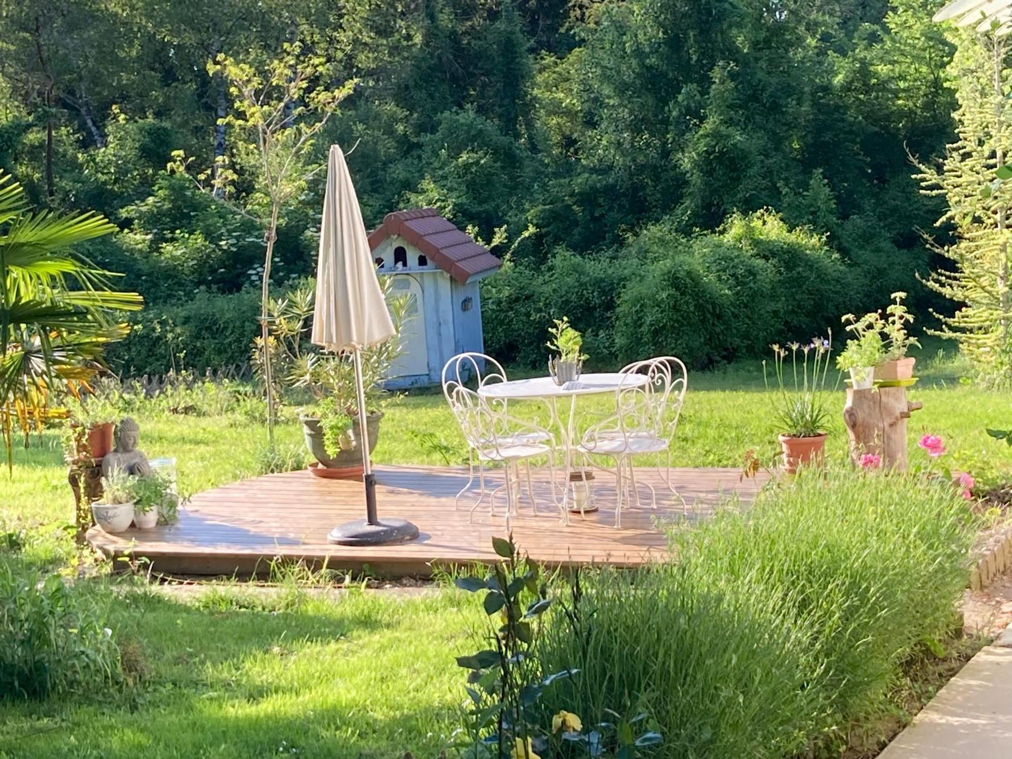 "Aux Chants Des Oiseaux" Domaine De La Renardiere Les Grandes-Loges Exteriör bild