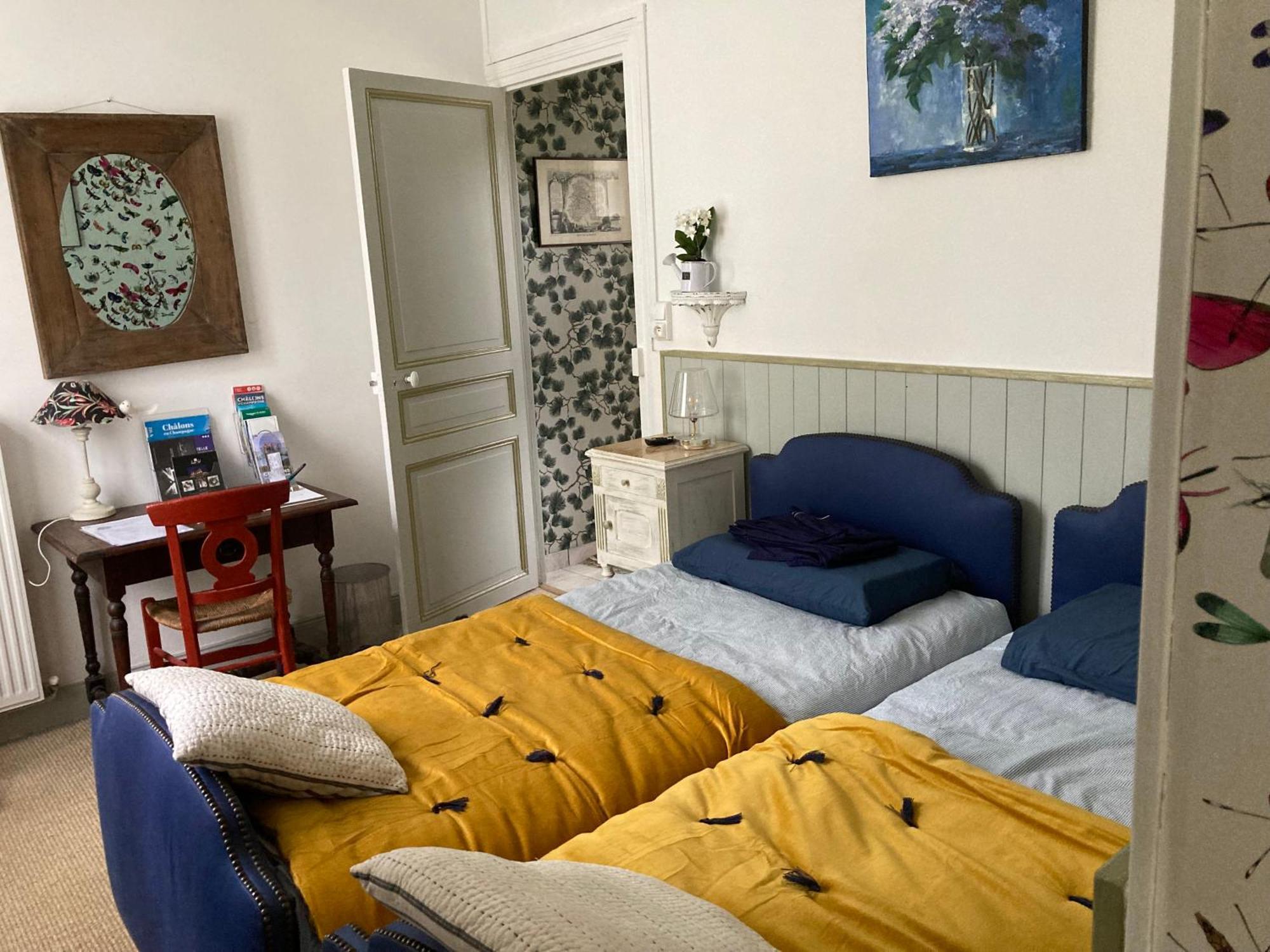 "Aux Chants Des Oiseaux" Domaine De La Renardiere Les Grandes-Loges Exteriör bild